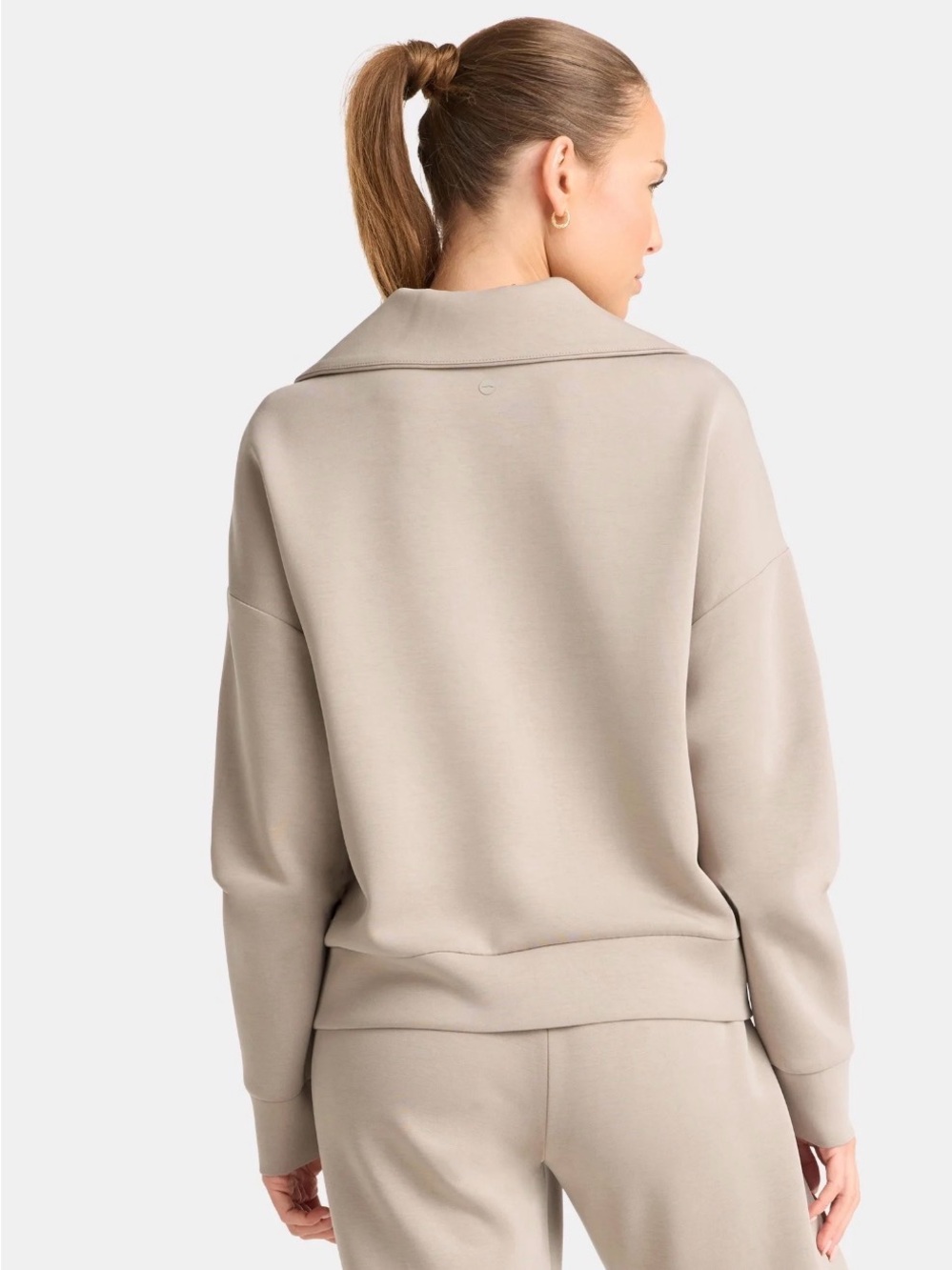 Avia Women's and Women's Plus ScubaKnit Quarter Zip Pullover - Picture 3 of 6
